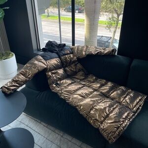 The North Face Nuptse Duster Shiny Gold Down Puffer Jacket Coat Size L